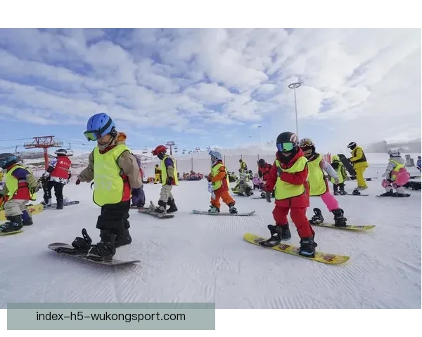 足球直播聚焦沙特对阵阿曼激战解析与赛前前瞻全看点深度观察实力